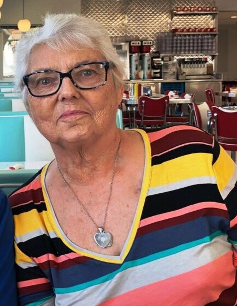 Bettie Jean (Armstrong)  Courtney