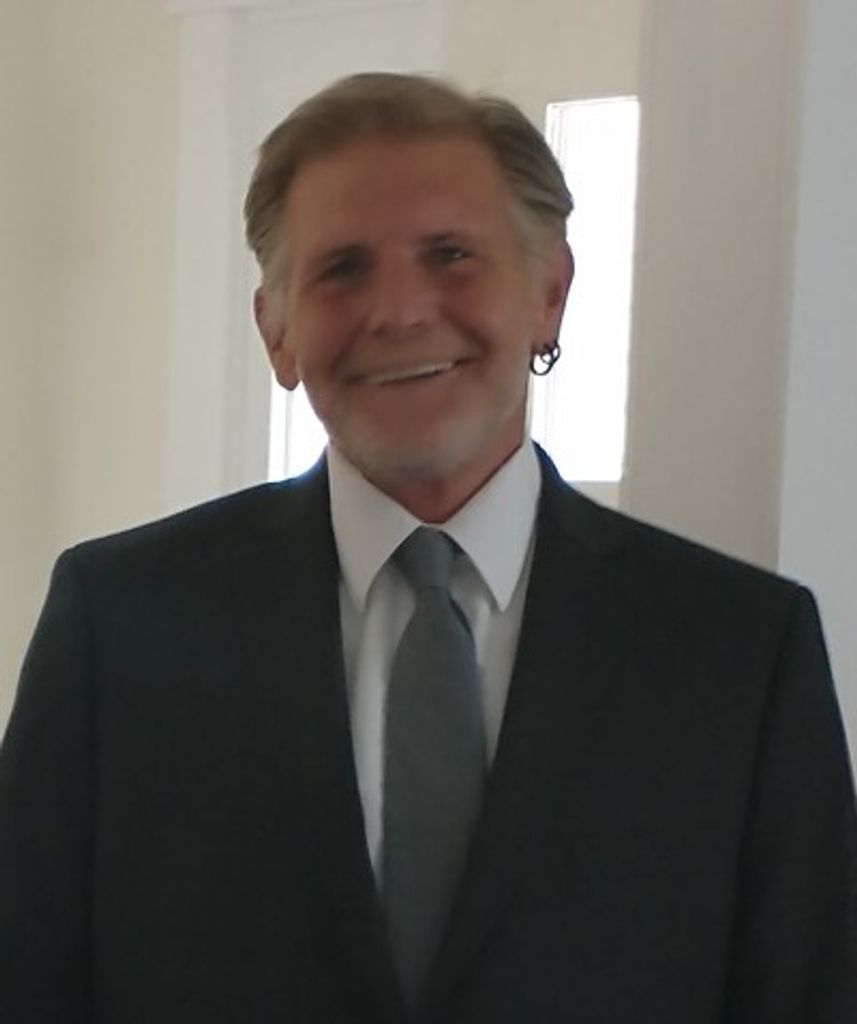 Mark Edawrd Peterson Profile Photo