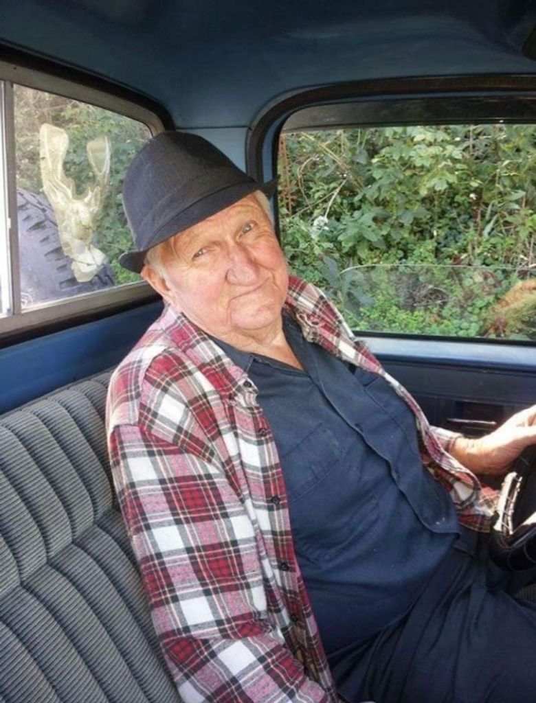 Chester Lynn Napier Profile Photo