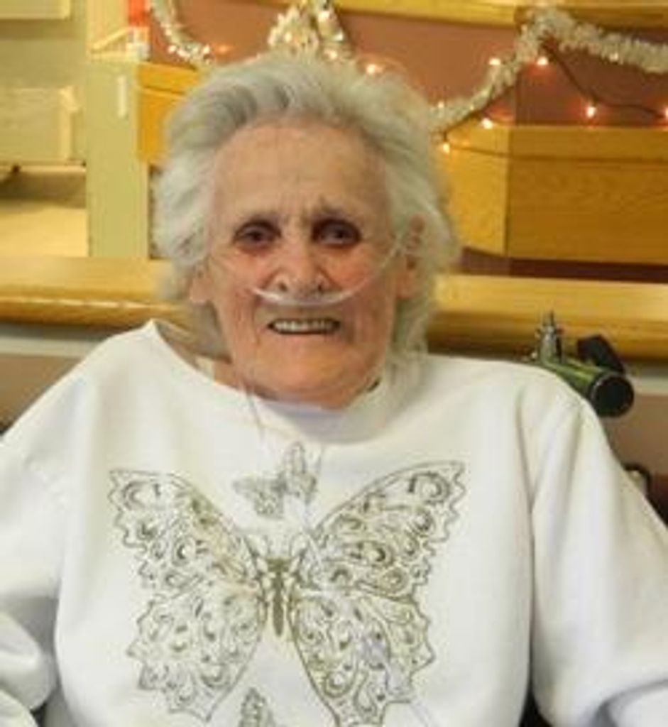 Evelyn "Evie" Ann Russell