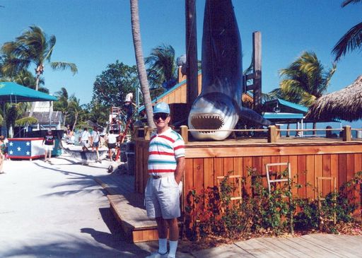 Robert Gene Johnson photo 29