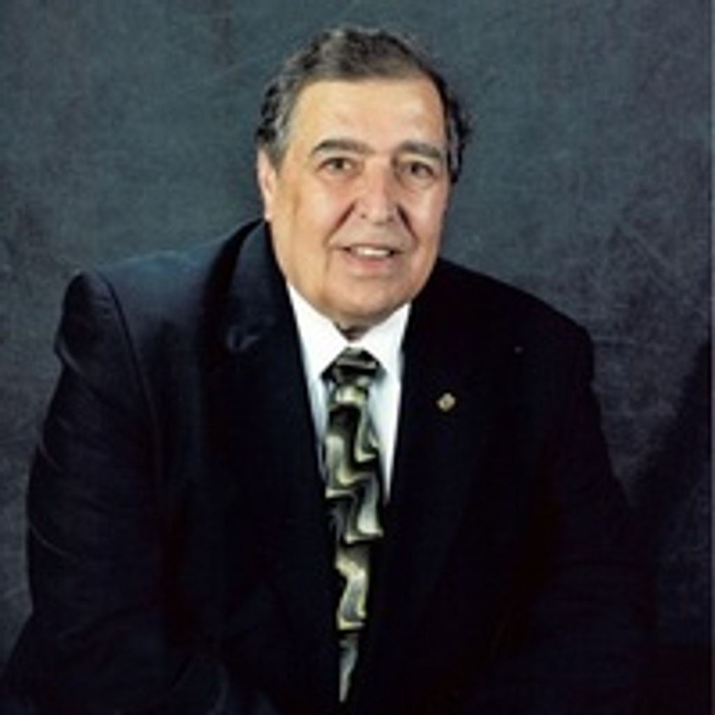 Thomas J McCusker