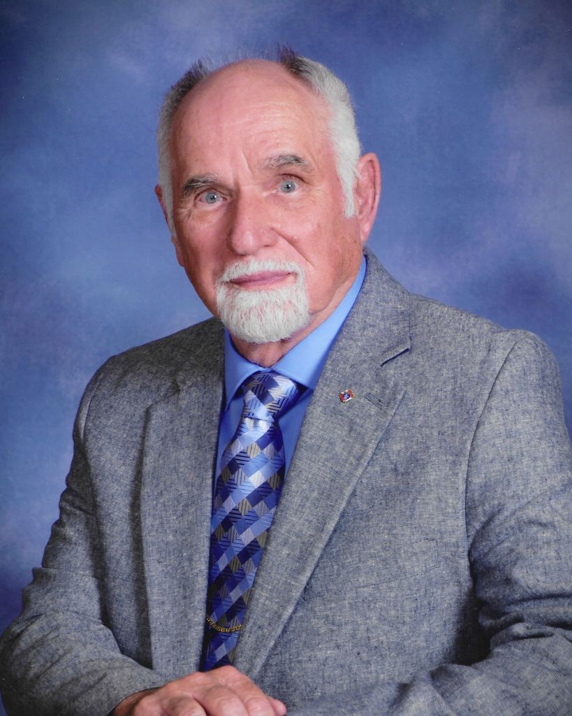 William Edward Hoff Profile Photo