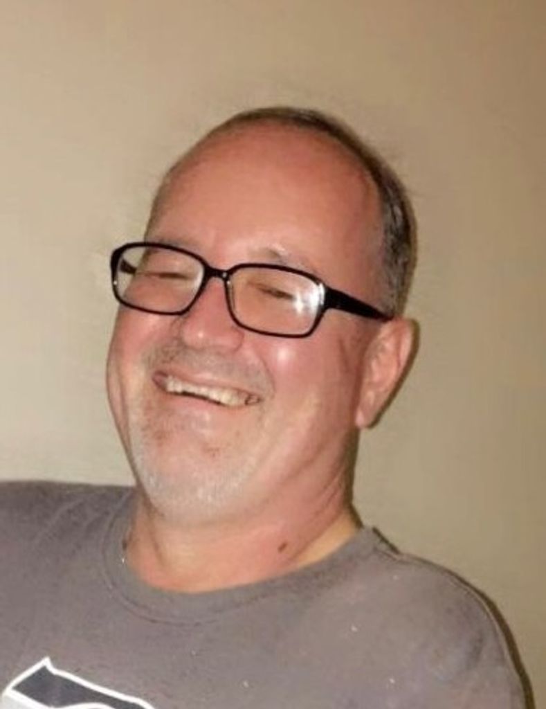 Ernie Matthew Lucero Profile Photo