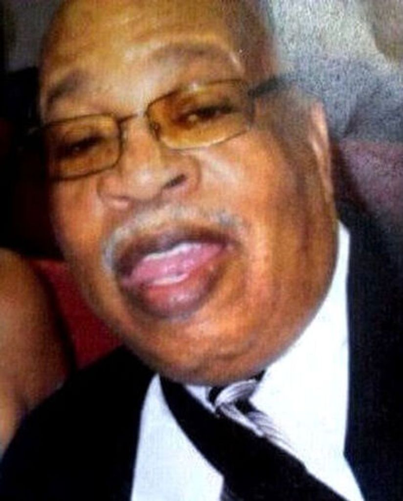 Mr Robert J Matthews Profile Photo