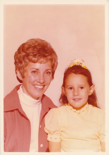 Linda Kay Davis photo gallery thumbnail 13 of 45