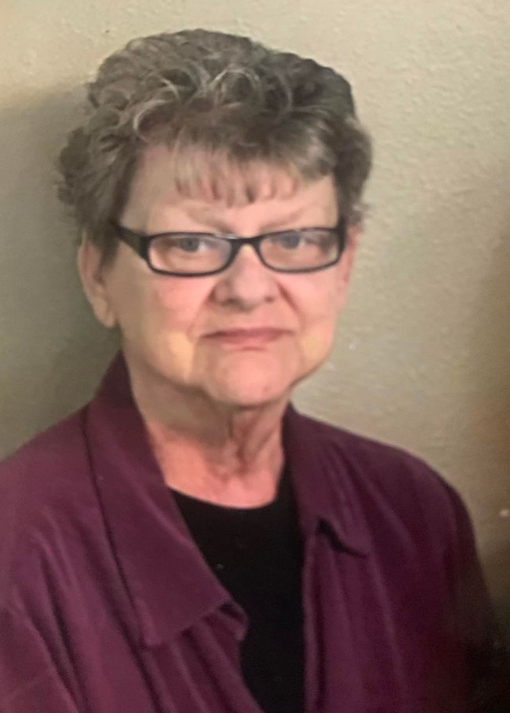 Mary Halvorson Profile Photo