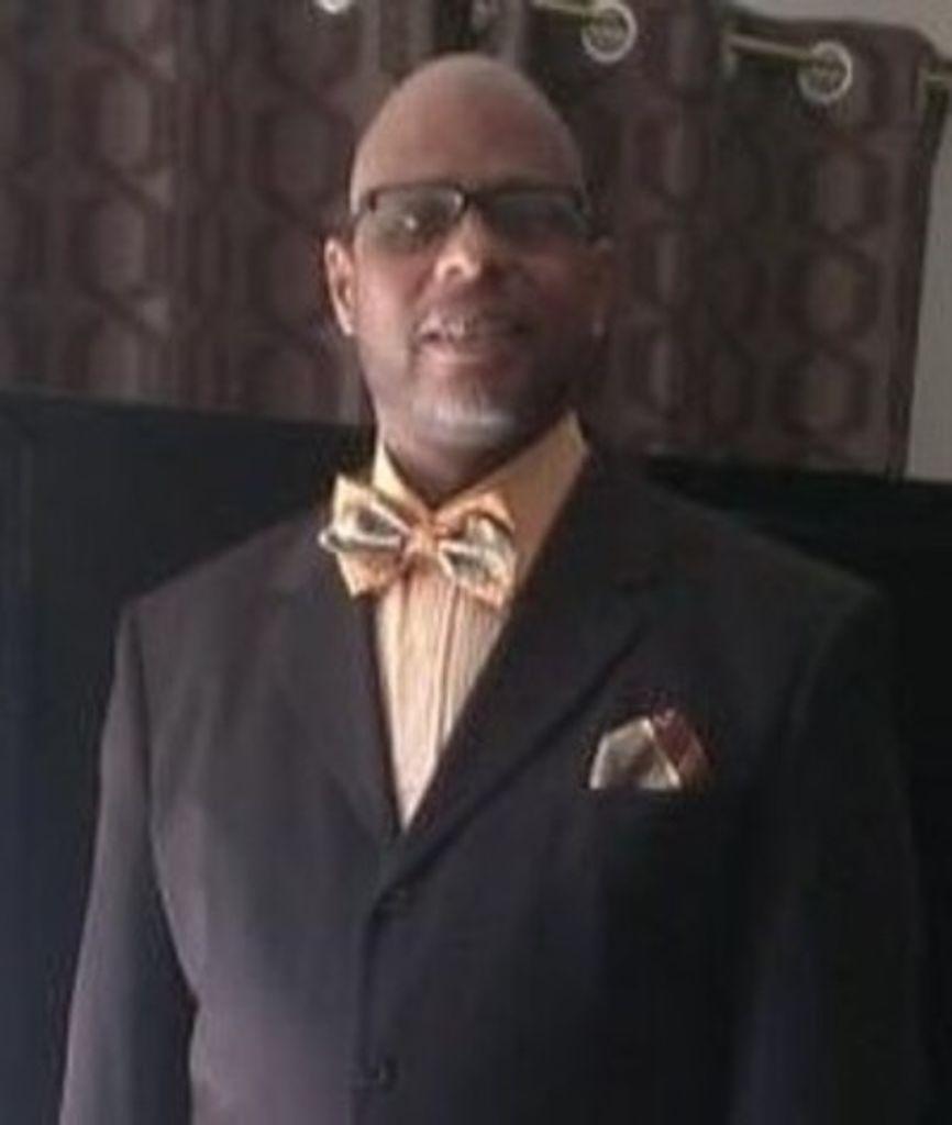 Robert Eugene Young Profile Photo