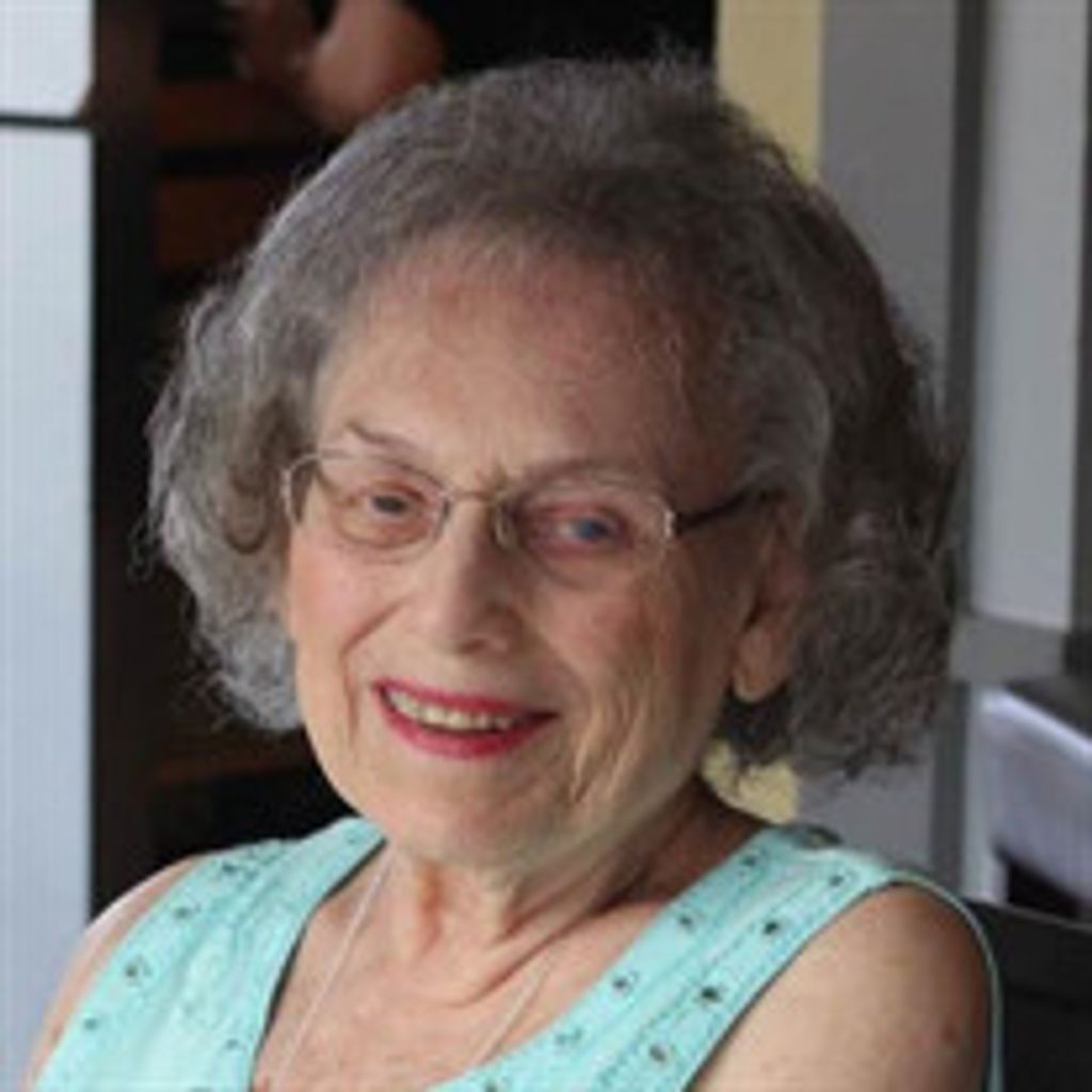 Dolores Paul