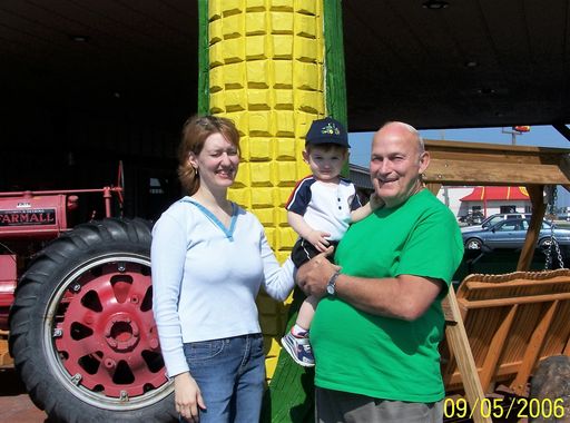 Bernard Lee Moore photo gallery thumbnail 22 of 293