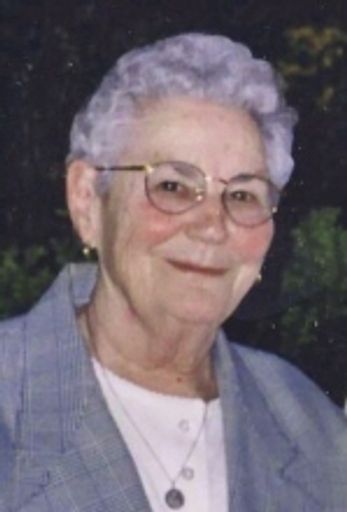 Beverly Ann (Besaw) Dunphy photo gallery thumbnail 1 of 2