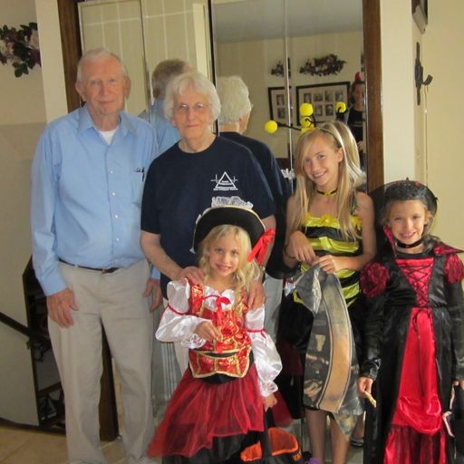 Dorothy Assink photo gallery thumbnail 116 of 303
