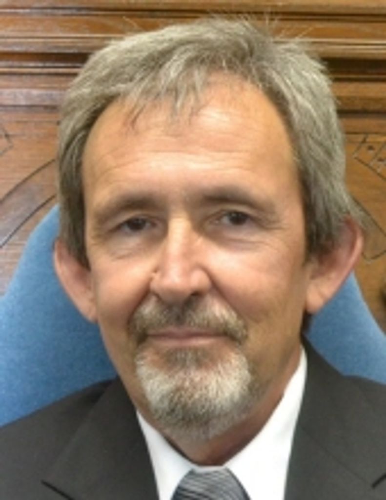 Barry  Joe Ginn