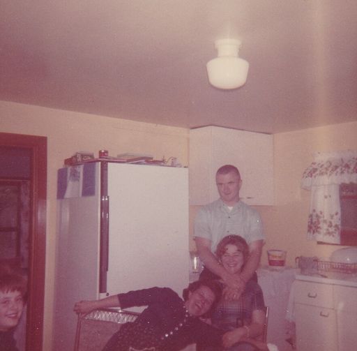 Carolyn J. (Bergstrom)  Bohl photo gallery thumbnail 90 of 133
