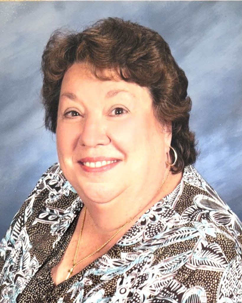 Linda M Mithoff