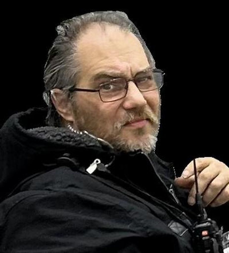 John L. Lazaro, Jr. "Kd9Niv" Profile Photo