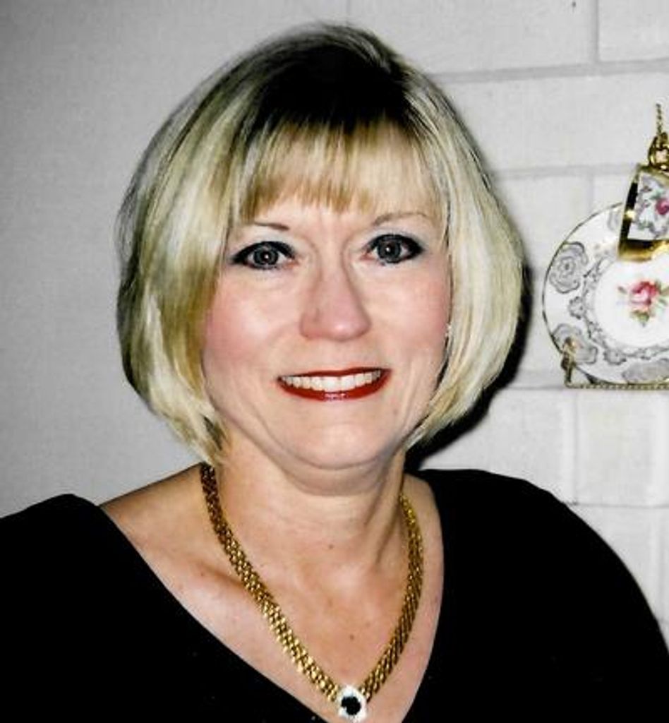 Sue Ann Knight Profile Photo