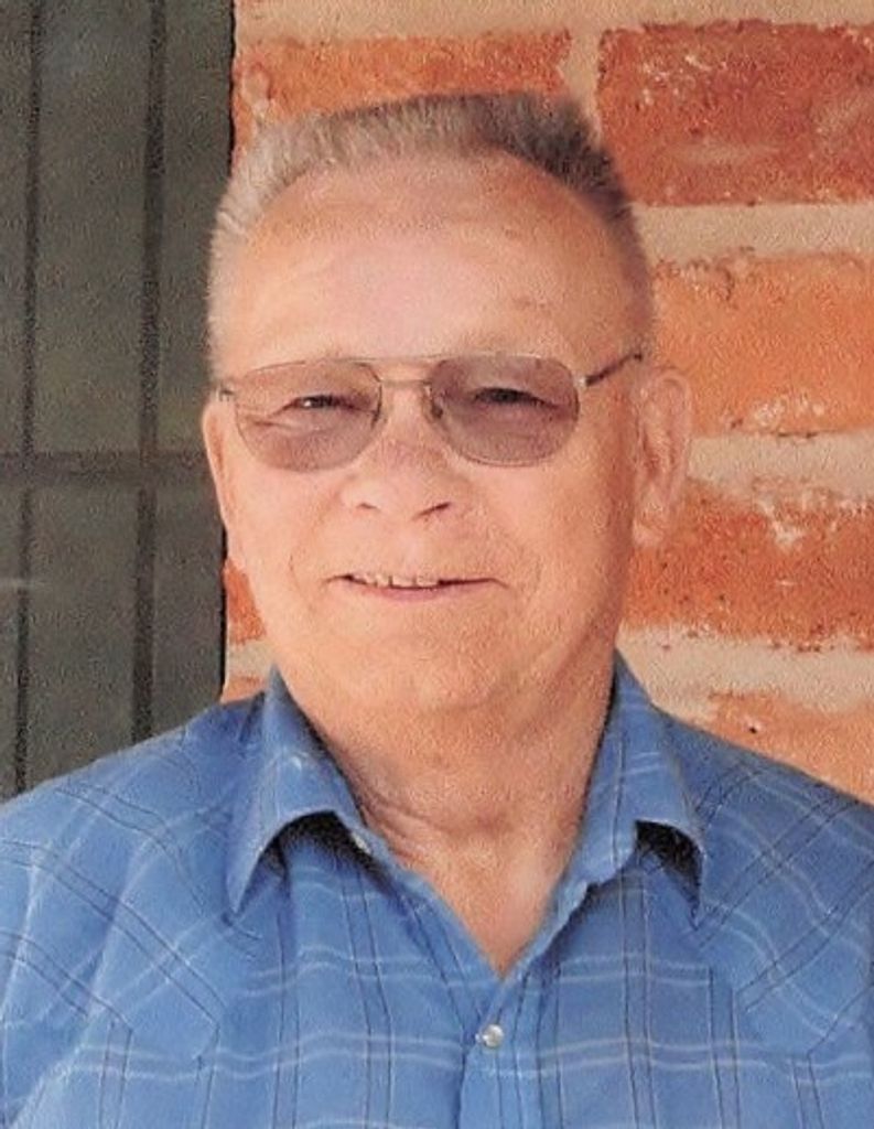 John "Howie" Howard Lundin