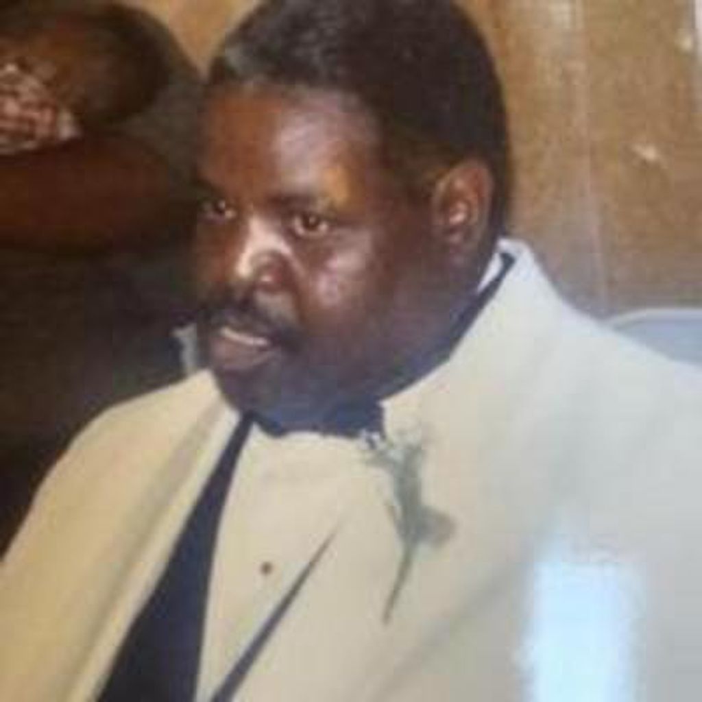 Minister Perry Como Lewis Profile Photo