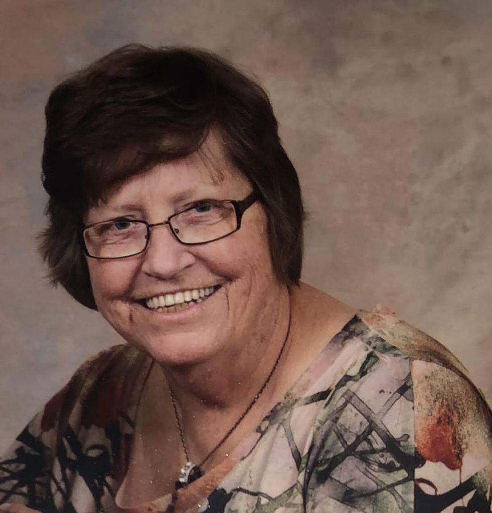 Carol Steoger Profile Photo