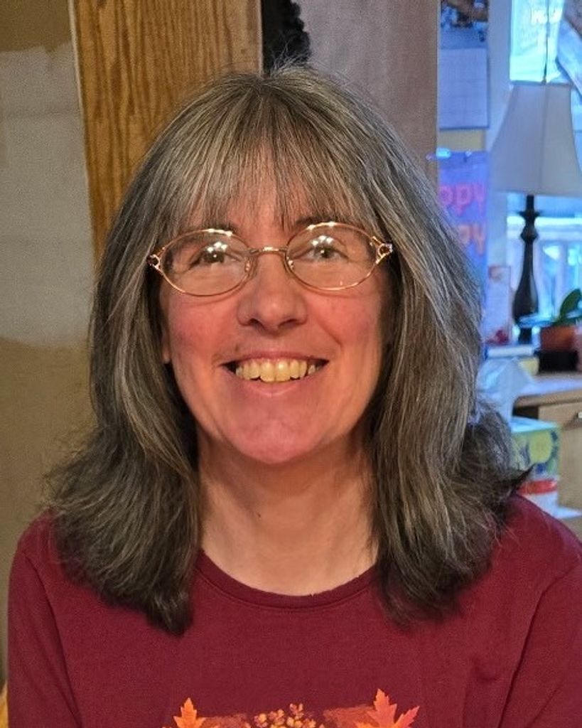 Holly Coyle Profile Photo