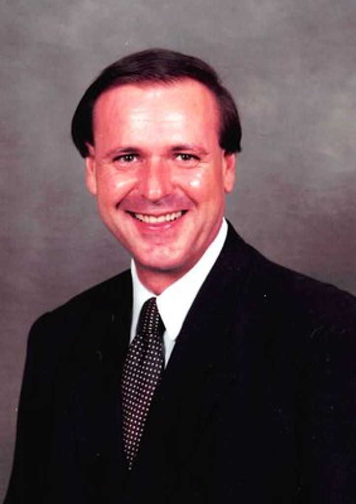 George Brokaw, Jr Profile Photo