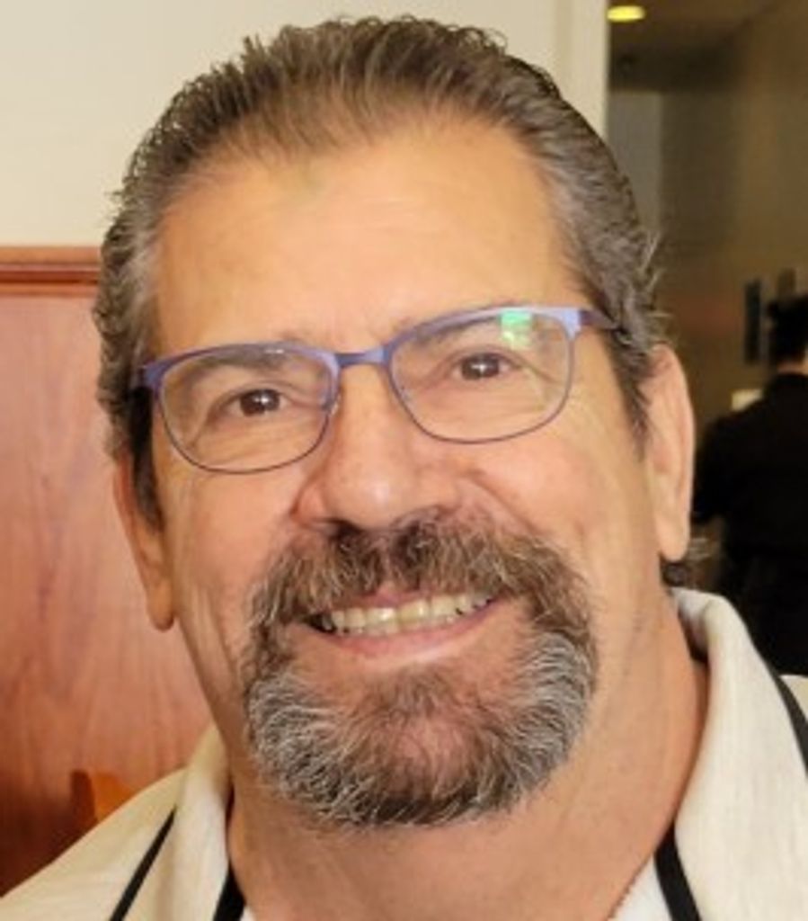 Michael Ramos Profile Photo