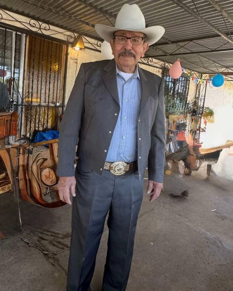 Alberto Moreno Villa Profile Photo