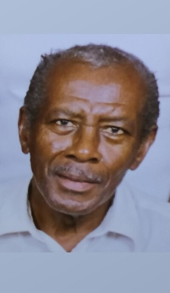 Peter Davis Young Profile Photo