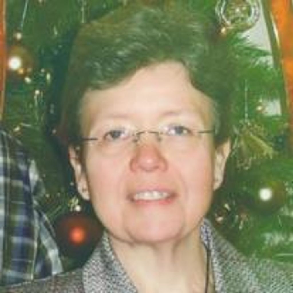 Angie Ray