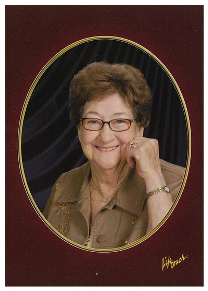 Louise Haley Pesek Profile Photo