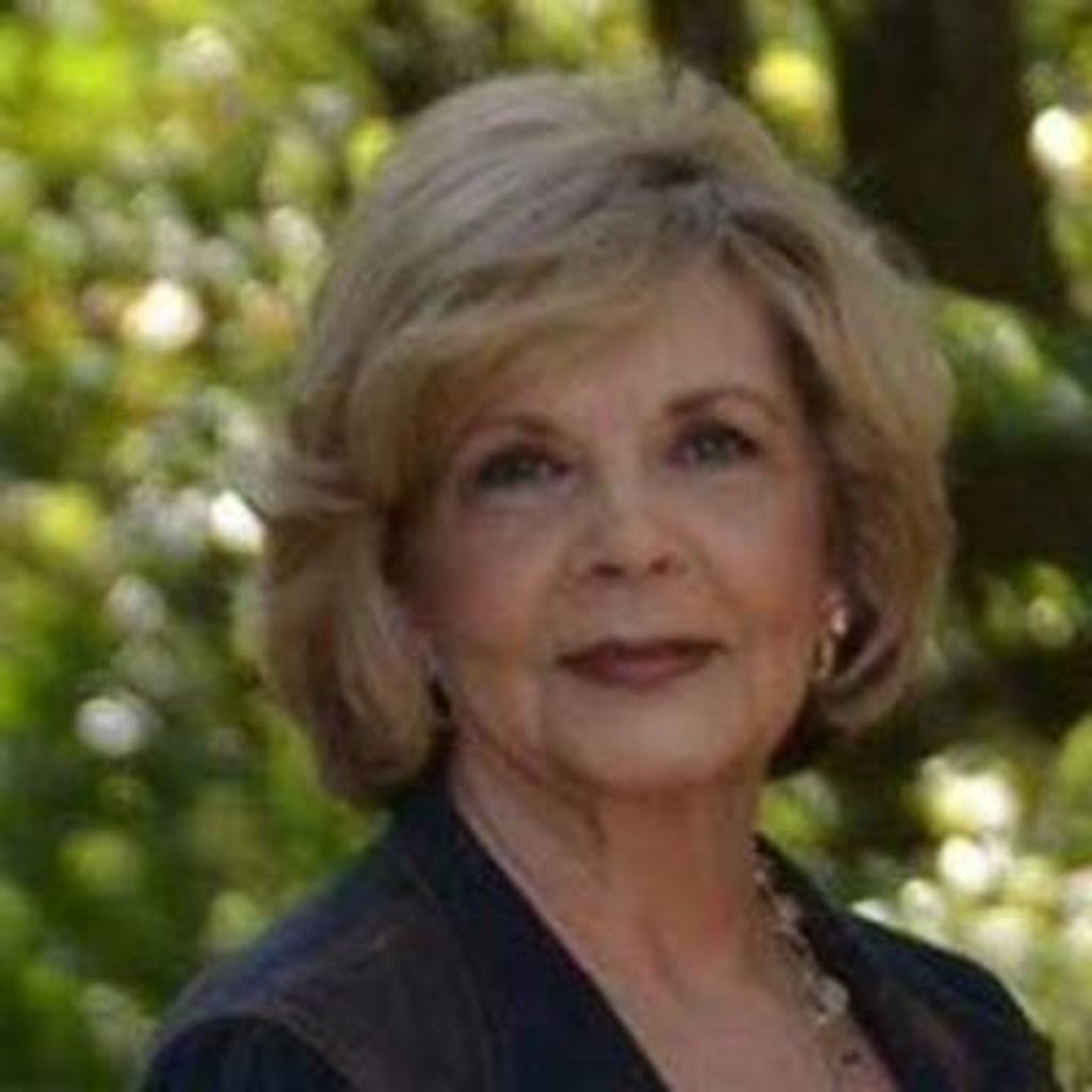 Cynthia Lawrie Cummins Profile Photo