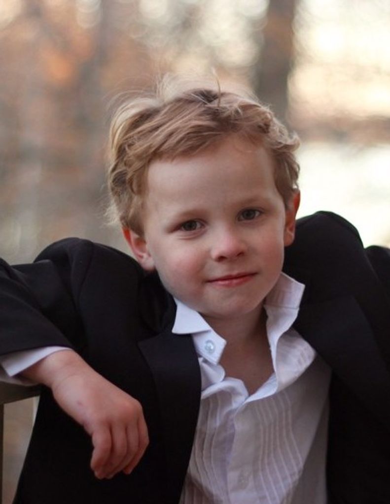 Elliot James Henson