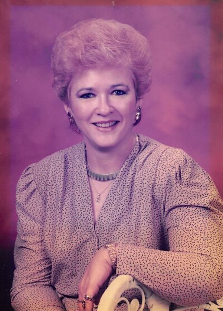 Linda Tuttle Profile Photo
