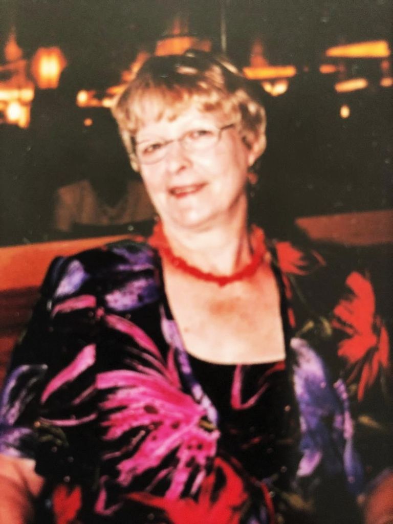 Iris O’Neill Profile Photo