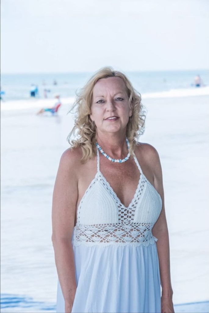 Elizabeth Sasser Profile Photo