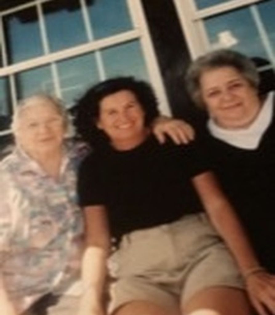 Mary Anna Derenzi