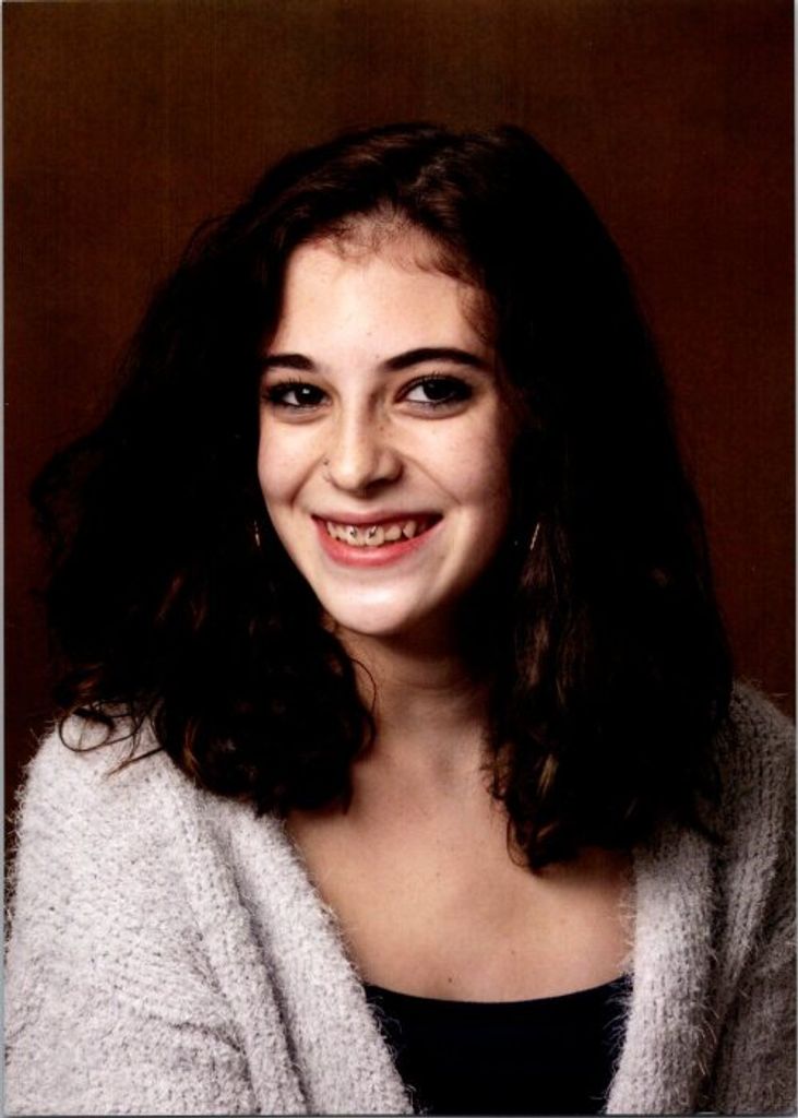 Abigail Saunderson Profile Photo