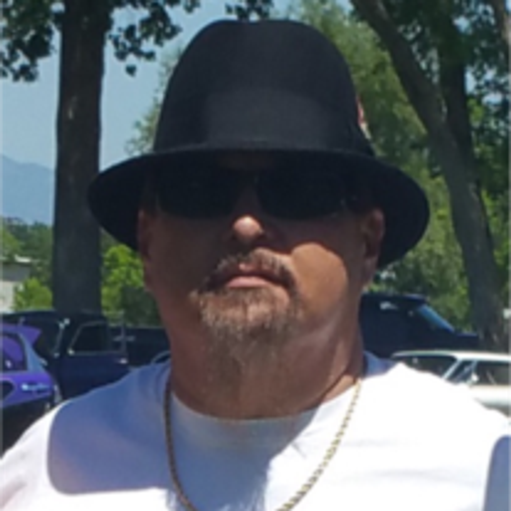 Robert Sandoval Profile Photo