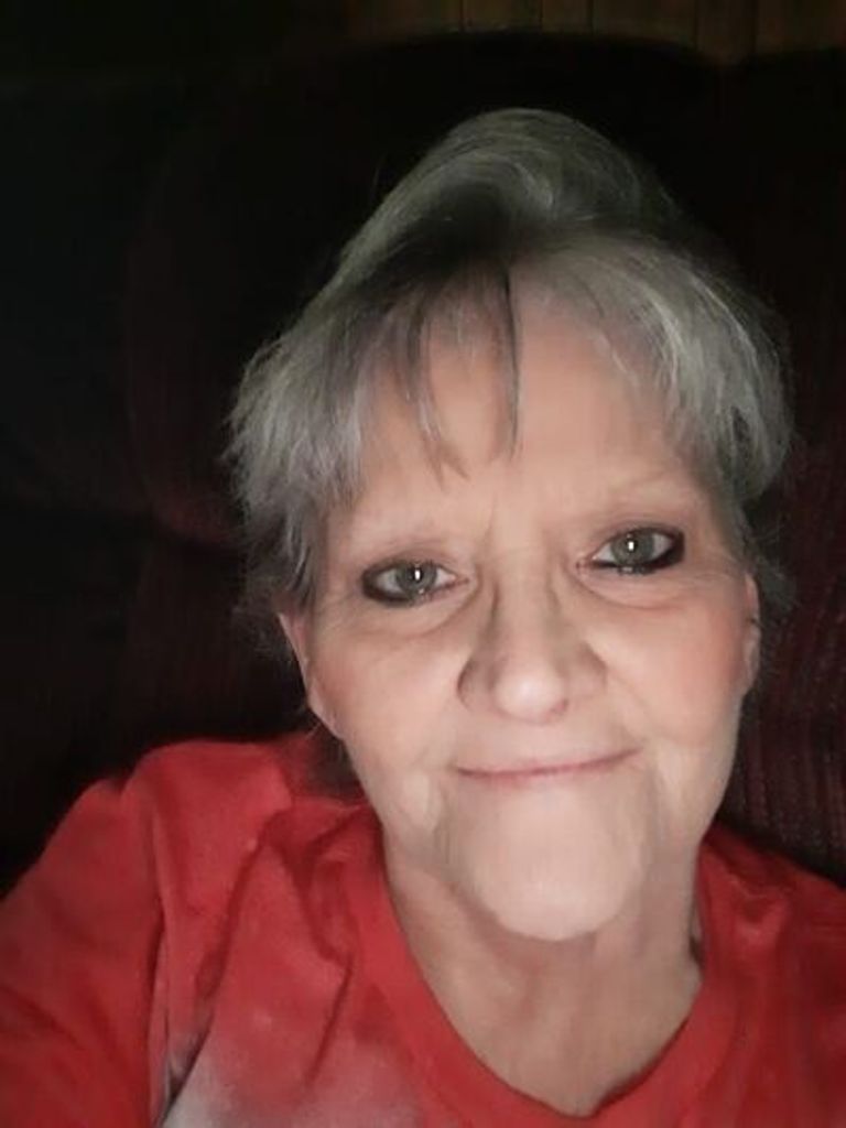 Lola Carol Riley Profile Photo