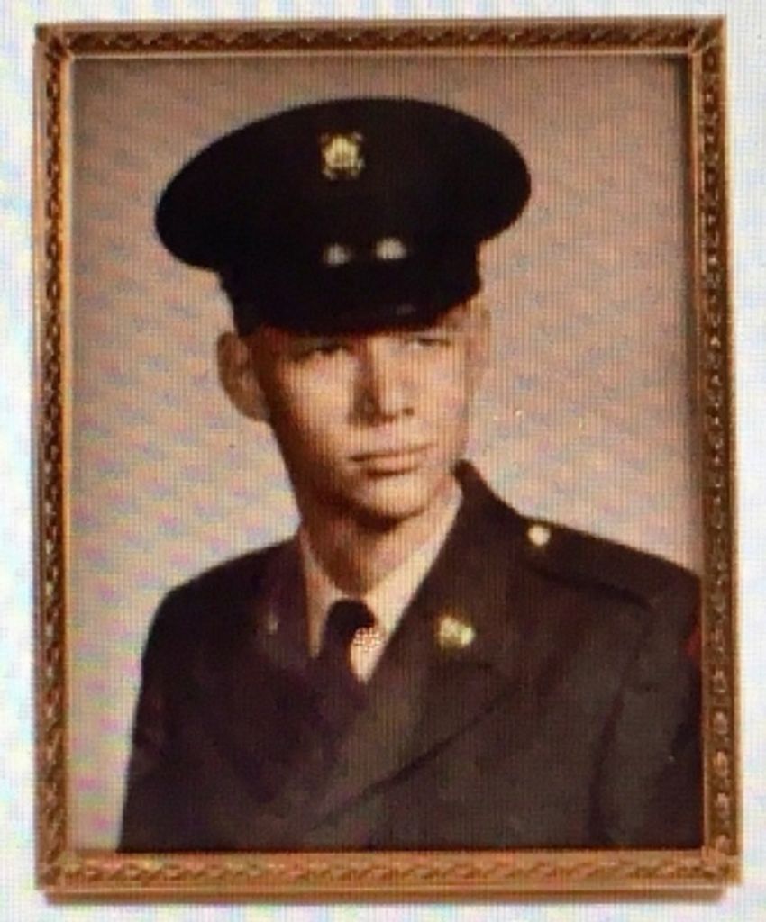 Donald Wayne Tuthill