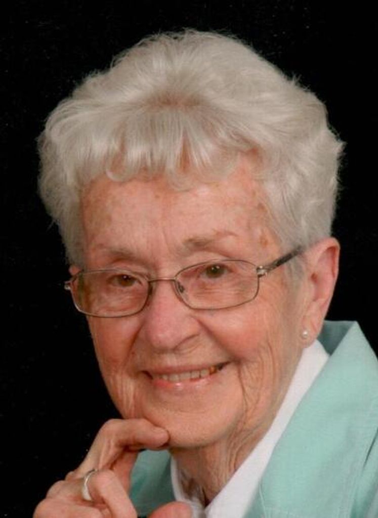 R. Maxine Dubbs