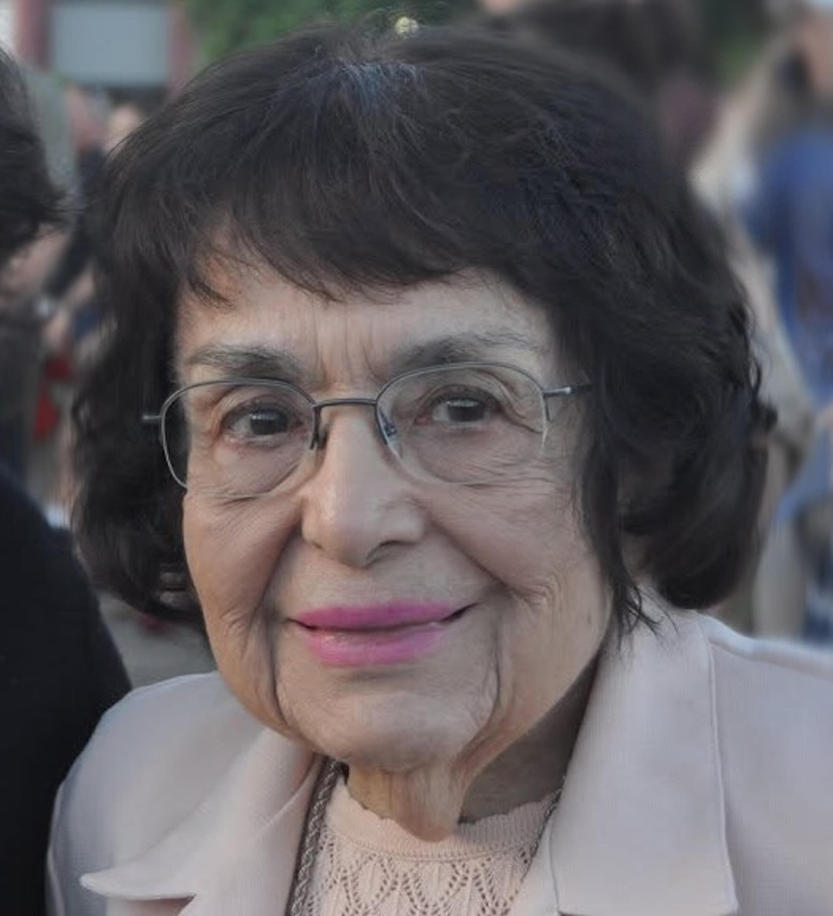 Lupe Neudecker Profile Photo