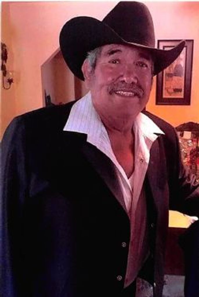 Roberto Monsivais
