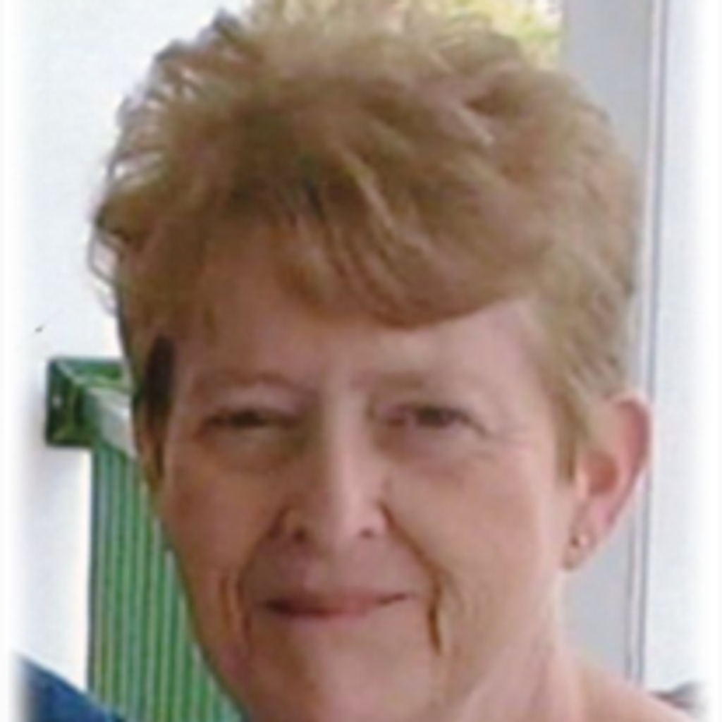 Billie J Caperton Dodd