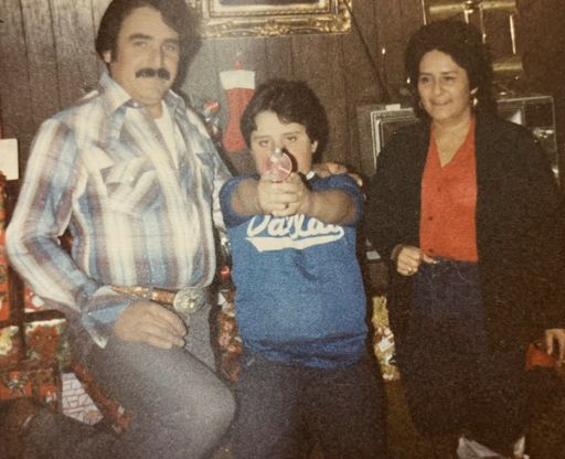 Jose Saenz photo gallery thumbnail 12 of 63