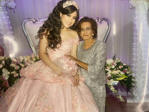 Felipa Reyna photo gallery thumbnail 47 of 78
