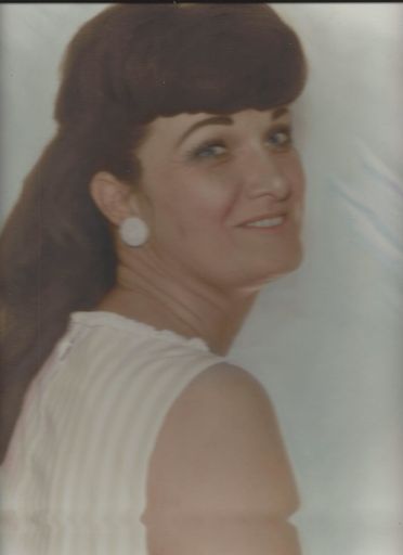 Frances Brewer photo gallery thumbnail 17 of 30