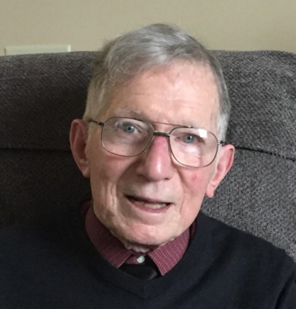 Leslie James Summitt