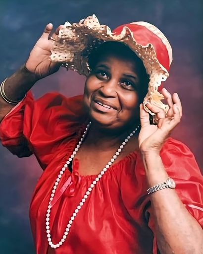 Gloria Lewis's obituary